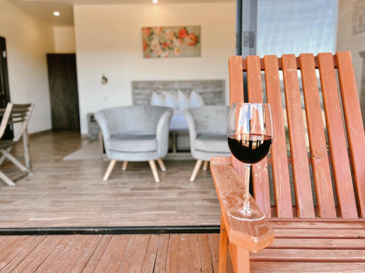 Entrevalle Hotel Boutique Valle de Guadalupe Exteriör bild