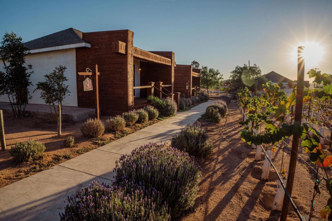Entrevalle Hotel Boutique Valle de Guadalupe Exteriör bild