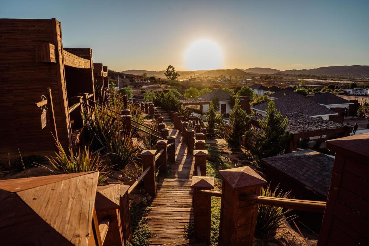 Entrevalle Hotel Boutique Valle de Guadalupe Exteriör bild